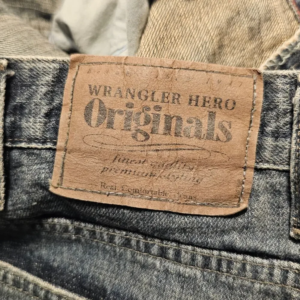 Vintage Wrangler Hero Originals Men's Jeans, Medium Blue, Size 36 x 34